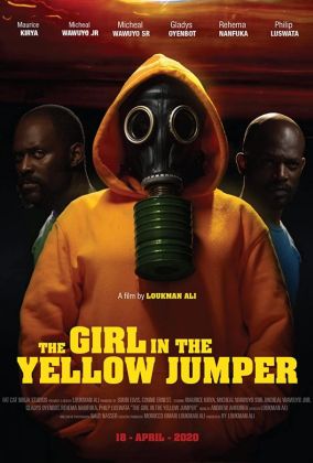 Девушка в желтом джемпере